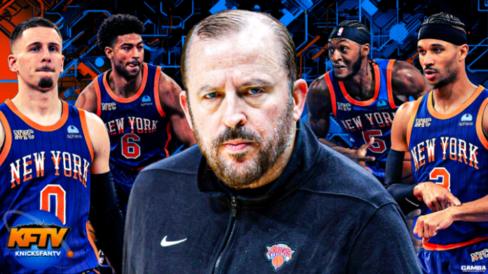 Knicks players and Tom Thibodeau